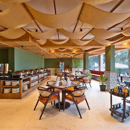 White Wharf Beach Resort Morjim Goa 외부 사진