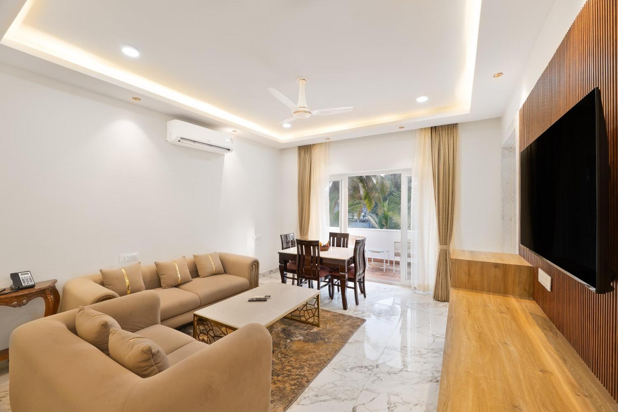 White Wharf Beach Resort Morjim Goa 외부 사진