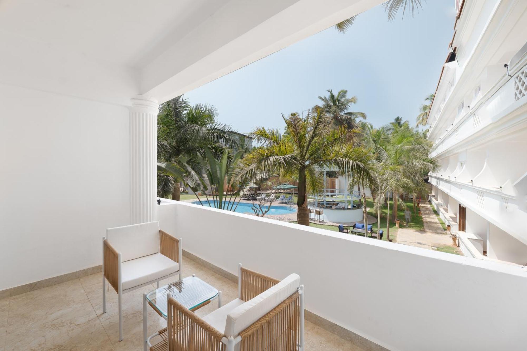 White Wharf Beach Resort Morjim Goa 외부 사진