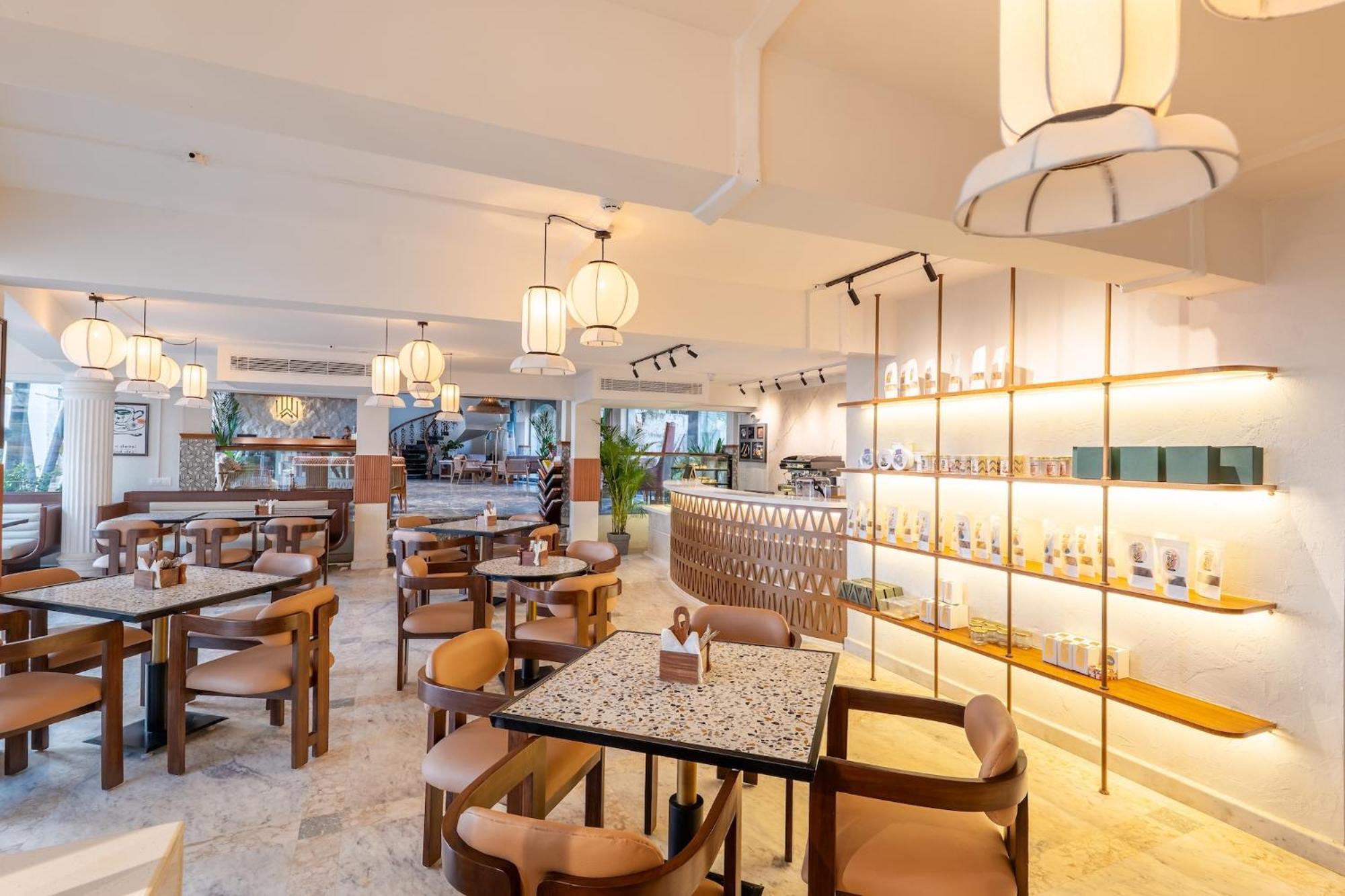White Wharf Beach Resort Morjim Goa 외부 사진