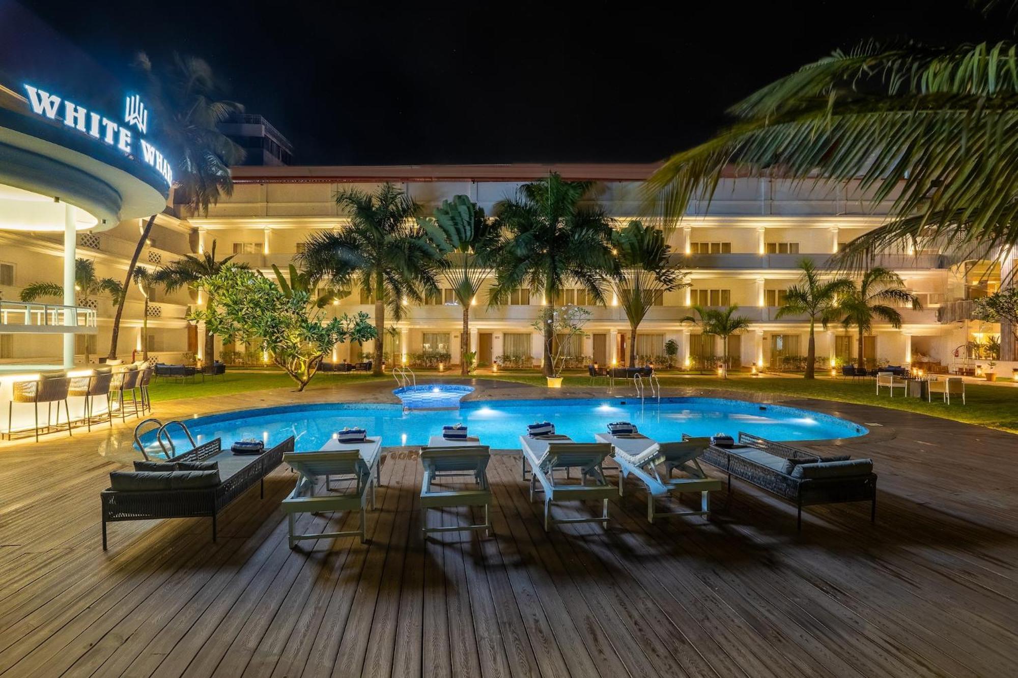 White Wharf Beach Resort Morjim Goa 외부 사진